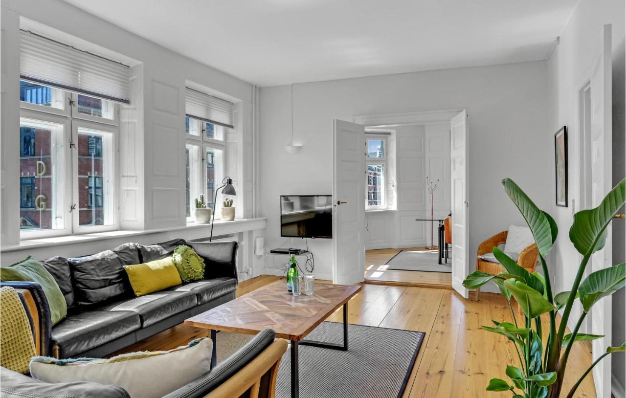 Beautiful Apartment In Kbenhavn K With Wifi Kopenhagen Exterior foto