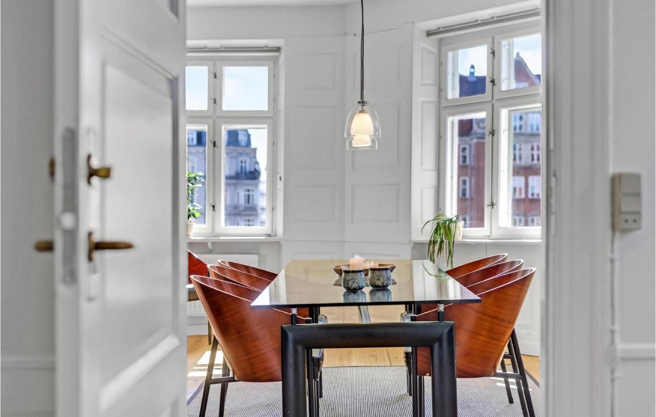 Beautiful Apartment In Kbenhavn K With Wifi Kopenhagen Exterior foto